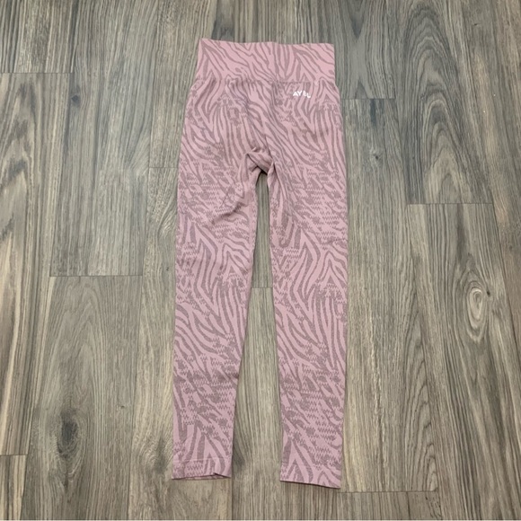 AYBL Evolve Animal Seamless Leggings - Picture 3 of 4